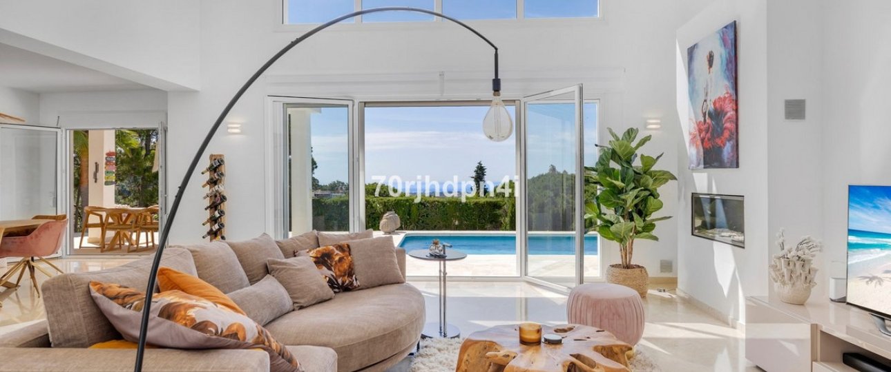 Resale - Villa - Estepona - Estepona Centro