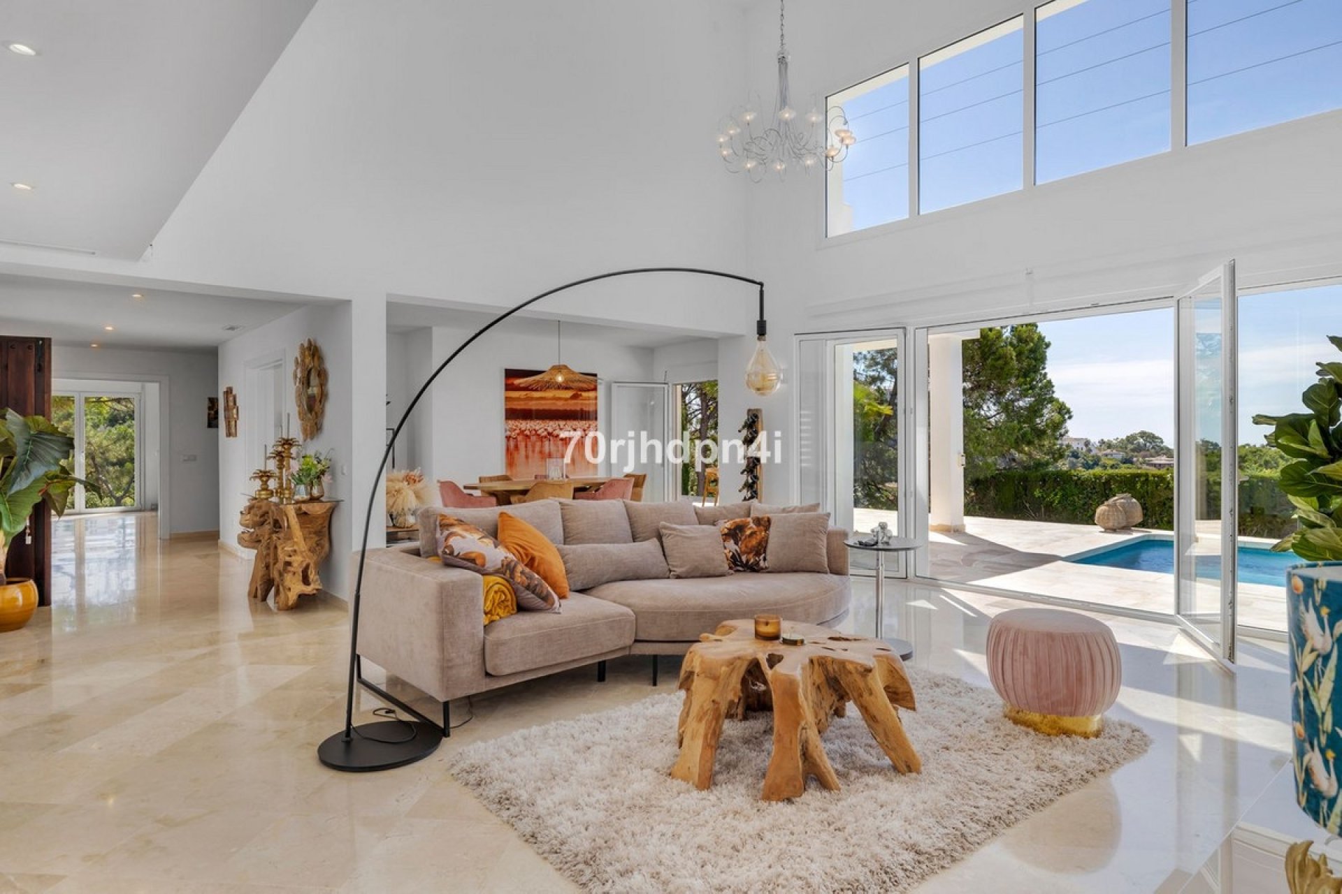 Resale - Villa - Estepona - Estepona Centro