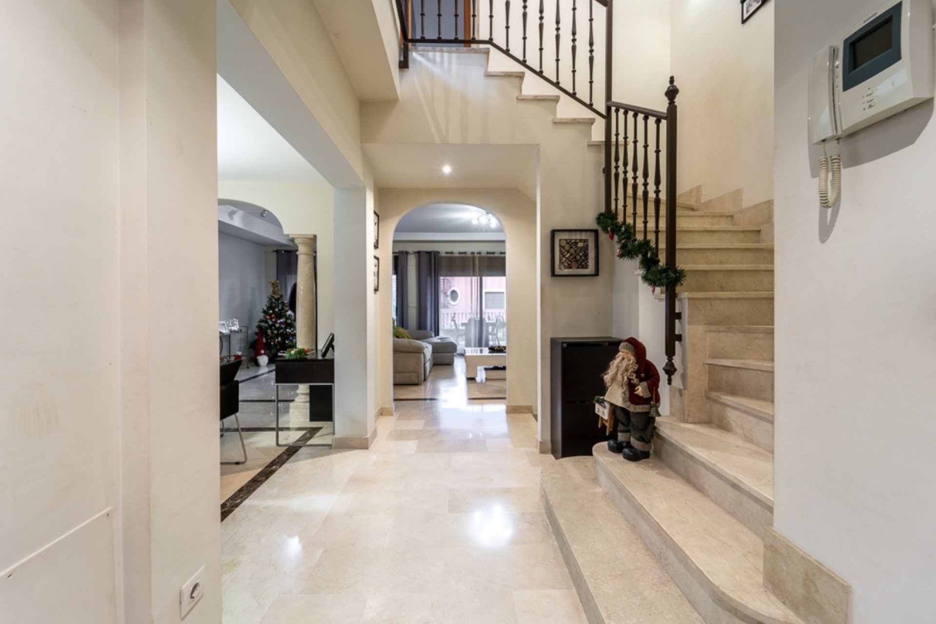 Resale - Villa - Estepona - Estepona Centro