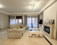 Resale - Villa - Estepona - Estepona Centro