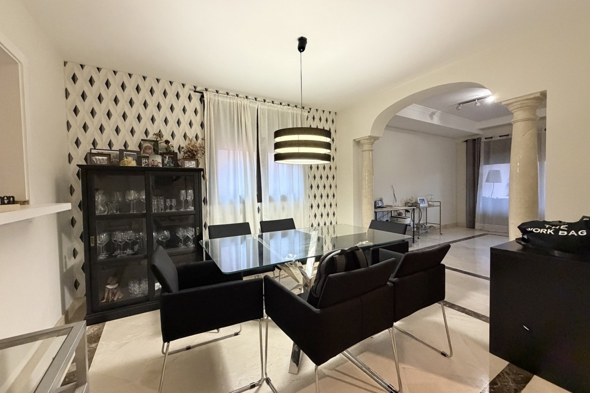 Resale - Villa - Estepona - Estepona Centro