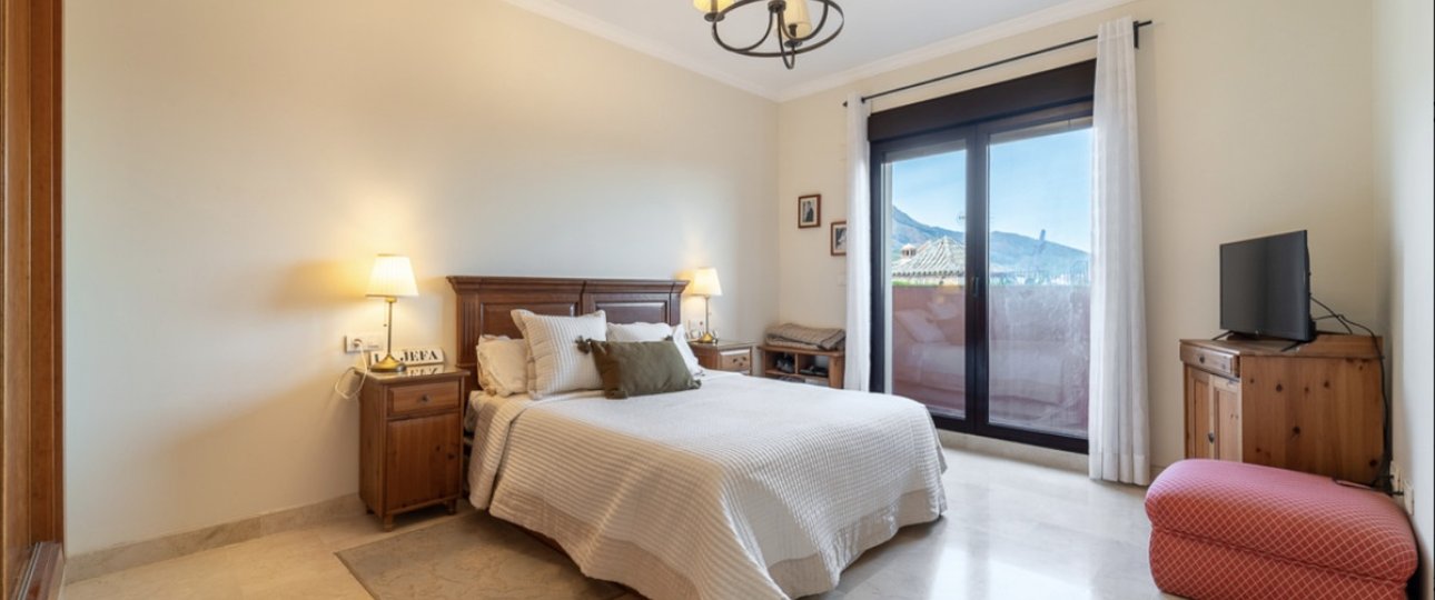 Resale - Villa - Estepona - Estepona Centro