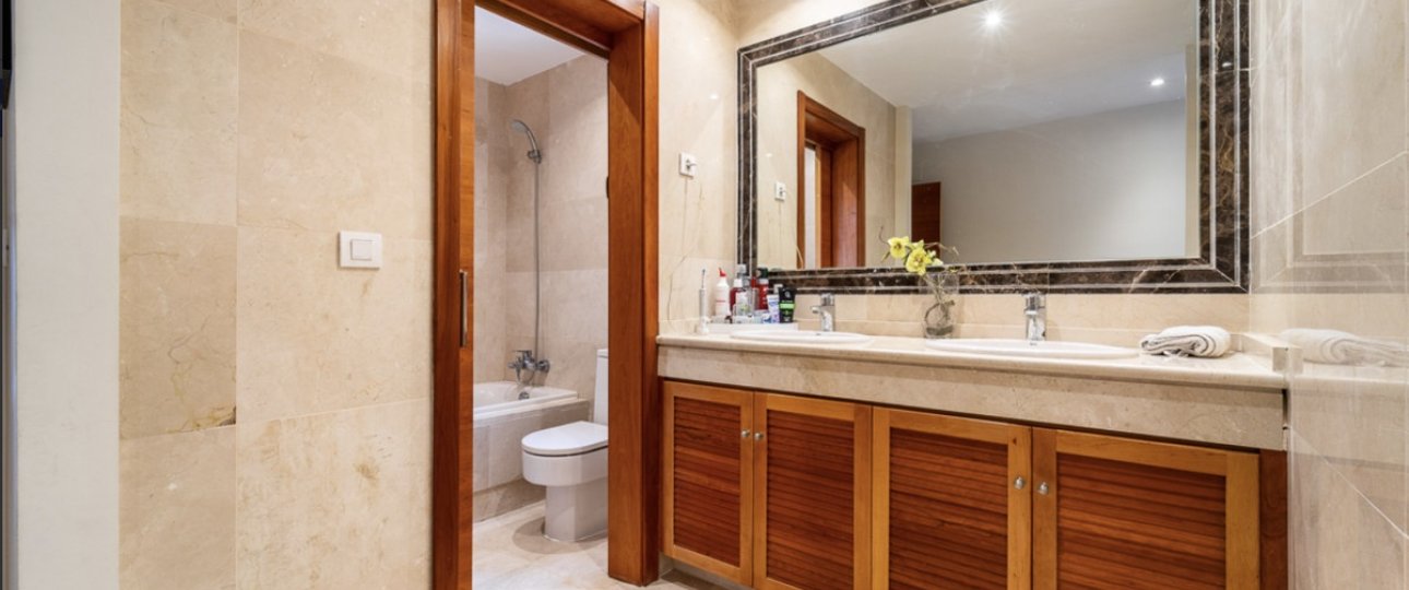 Resale - Villa - Estepona - Estepona Centro