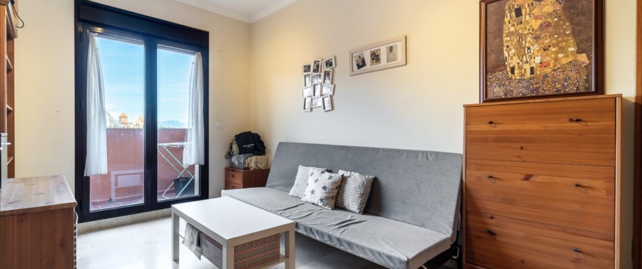 Resale - Villa - Estepona - Estepona Centro