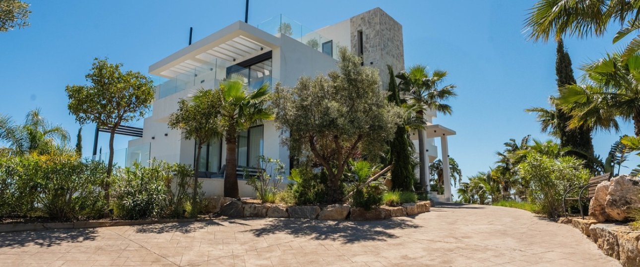 Resale - Villa - Estepona - Estepona Centro
