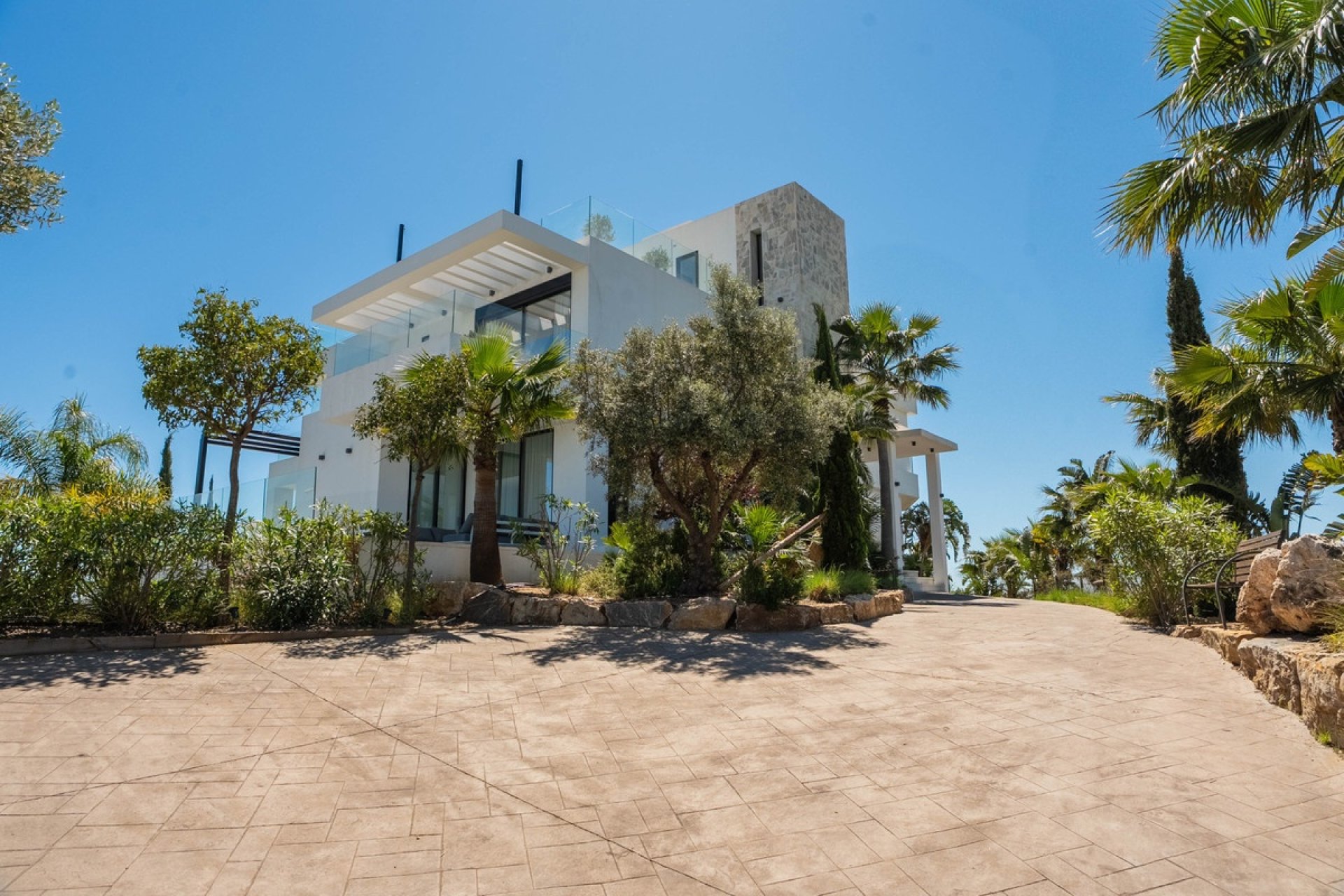Resale - Villa - Estepona - Estepona Centro