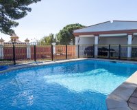 Resale - Villa - Estepona - Estepona Centro