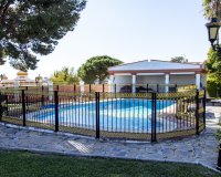 Resale - Villa - Estepona - Estepona Centro