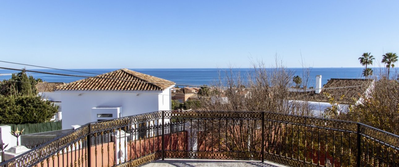 Resale - Villa - Estepona - Estepona Centro