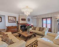 Resale - Villa - Estepona - Estepona Centro