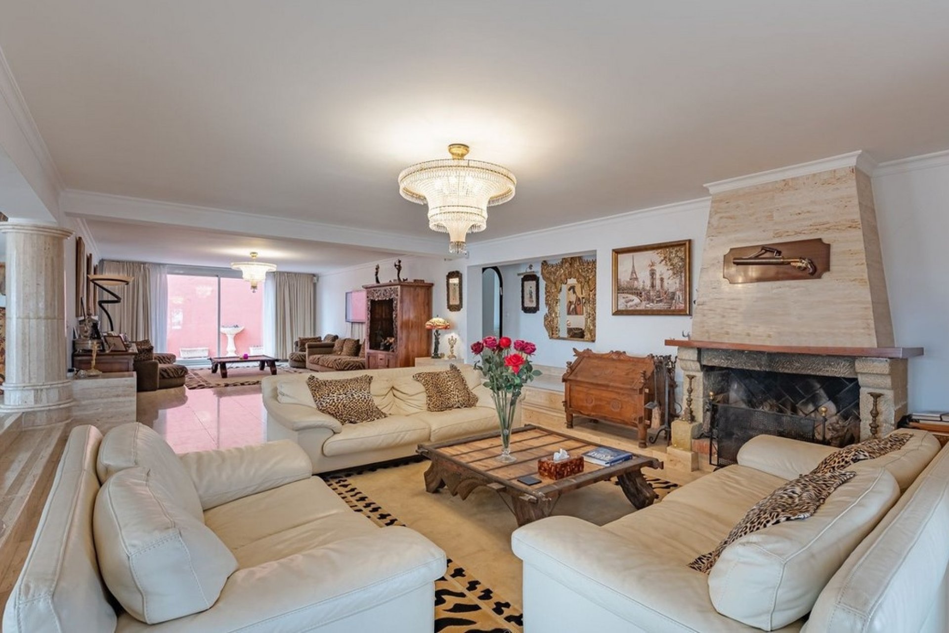 Resale - Villa - Estepona - Estepona Centro