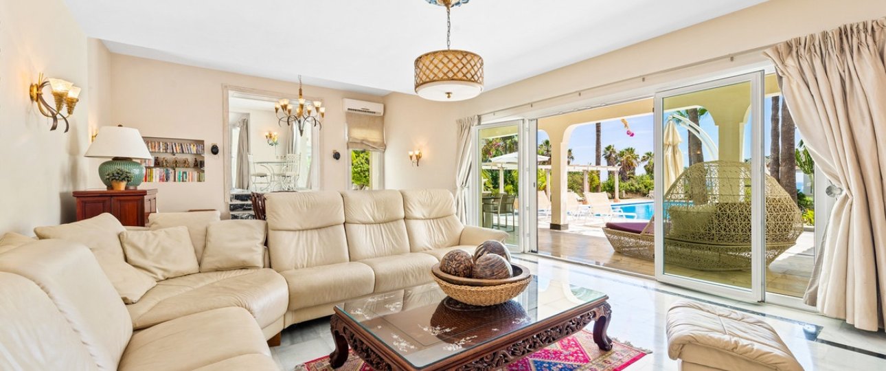 Resale - Villa - Estepona - Estepona Centro