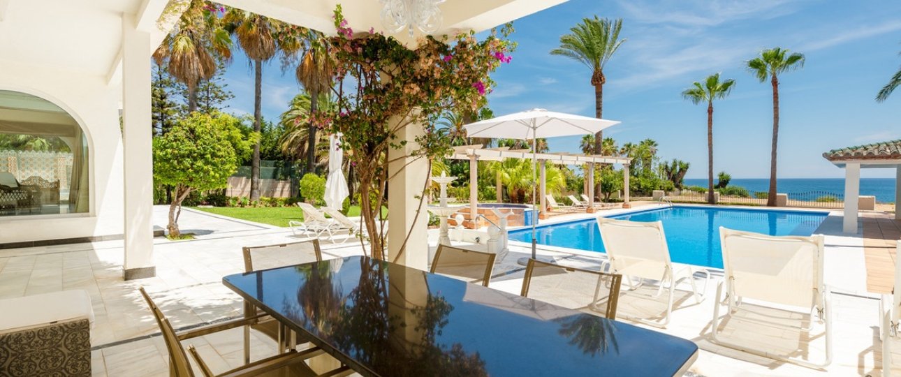 Resale - Villa - Estepona - Estepona Centro