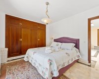 Resale - Villa - Estepona - Estepona Centro