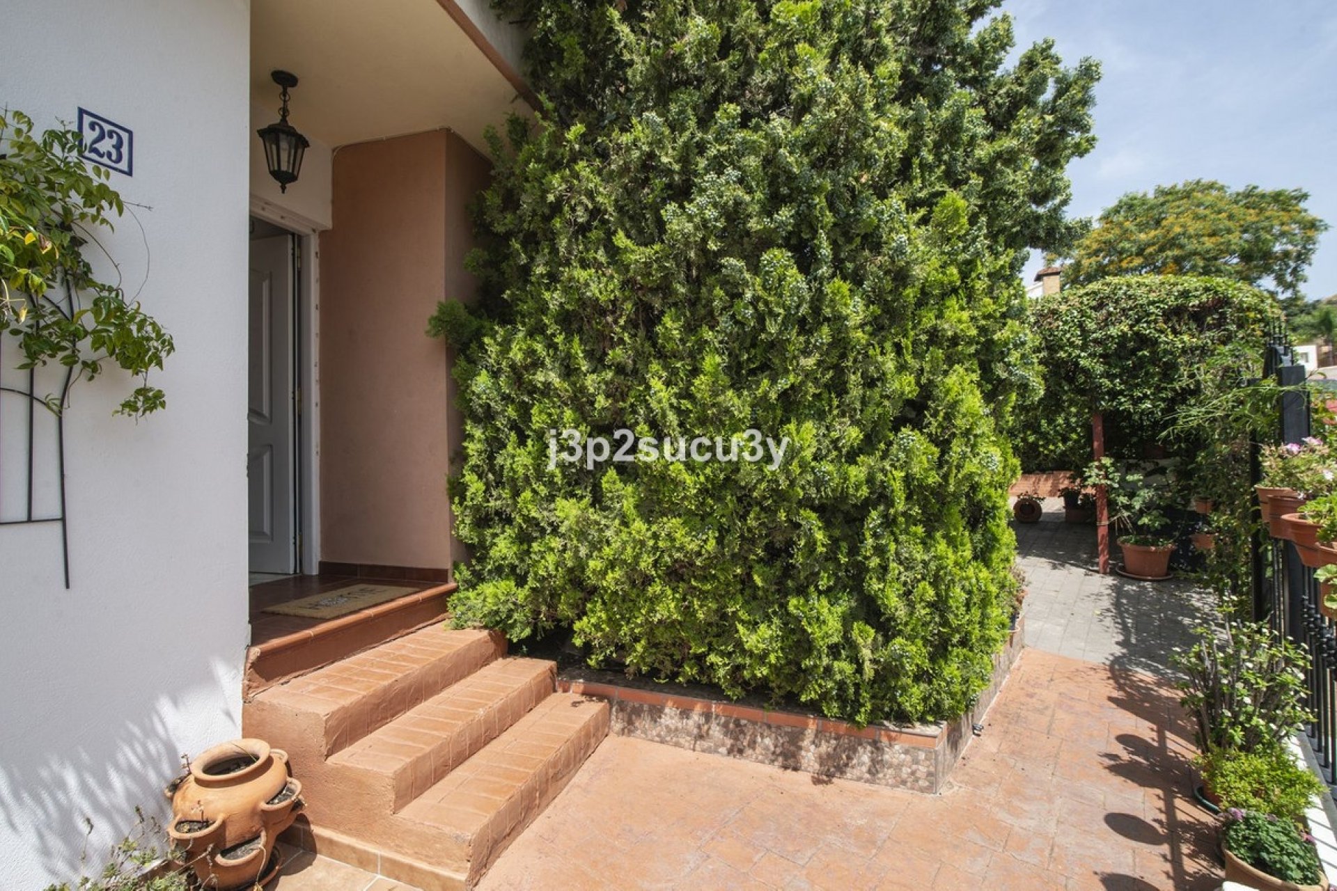 Resale - Villa - Estepona - Estepona Centro