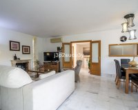 Resale - Villa - Estepona - Estepona Centro