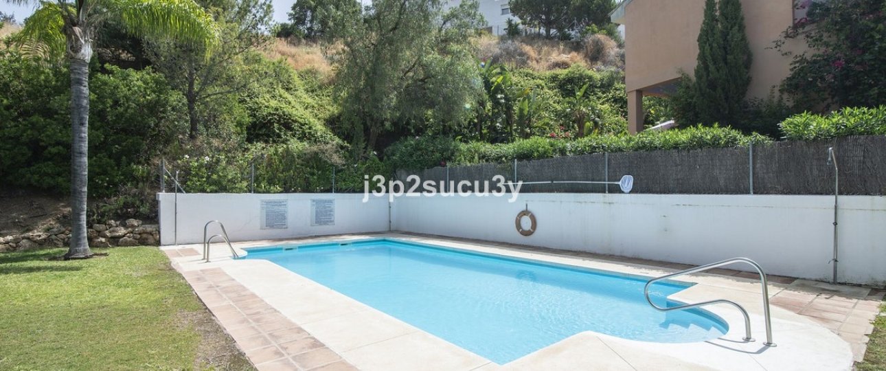 Resale - Villa - Estepona - Estepona Centro
