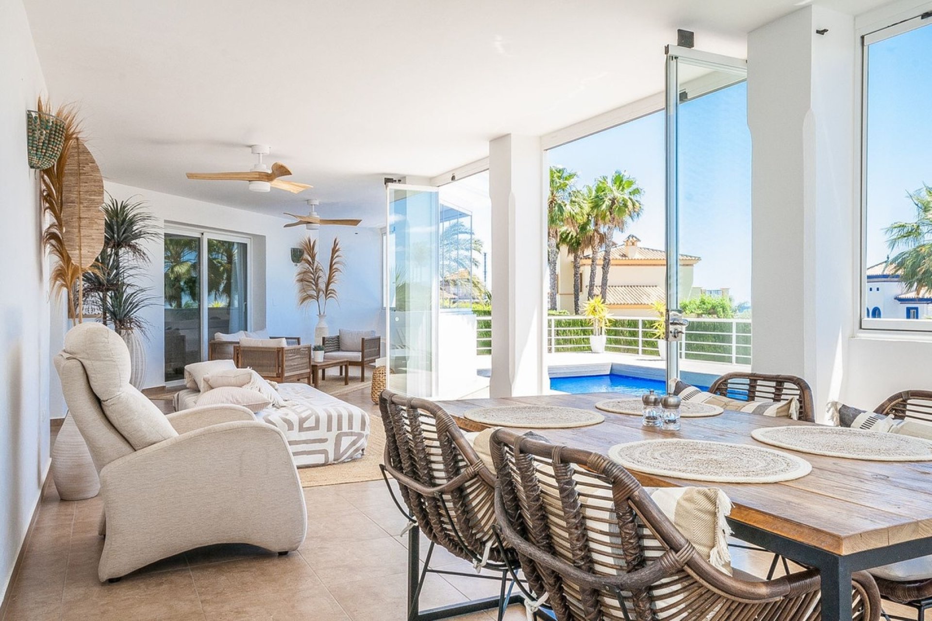 Resale - Villa - Estepona - Estepona Centro