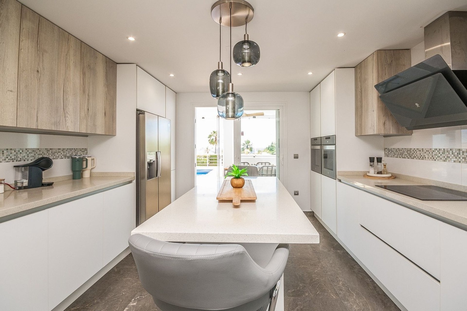 Resale - Villa - Estepona - Estepona Centro