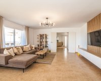 Resale - Villa - Estepona - Estepona Centro