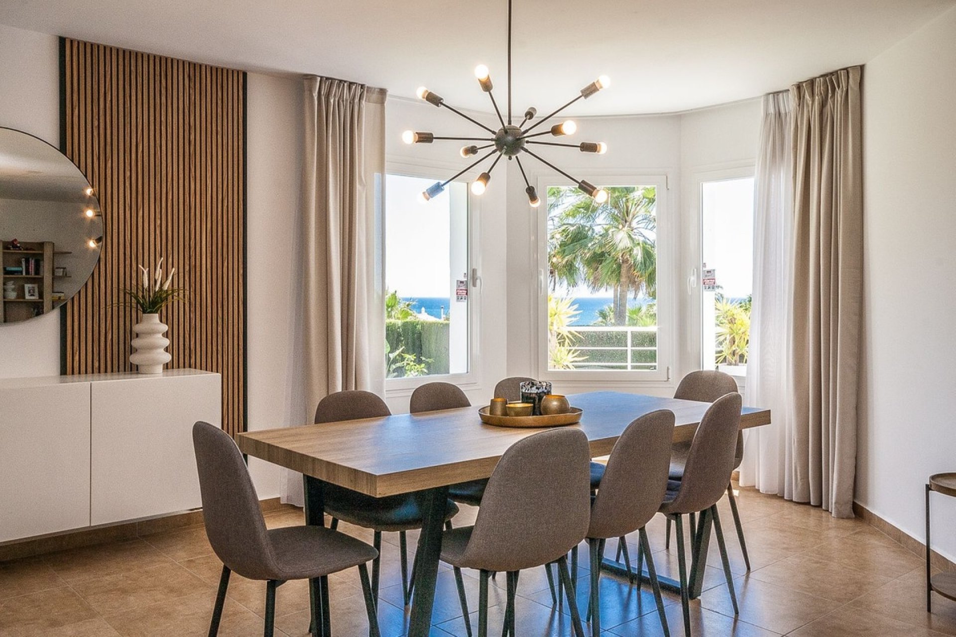 Resale - Villa - Estepona - Estepona Centro
