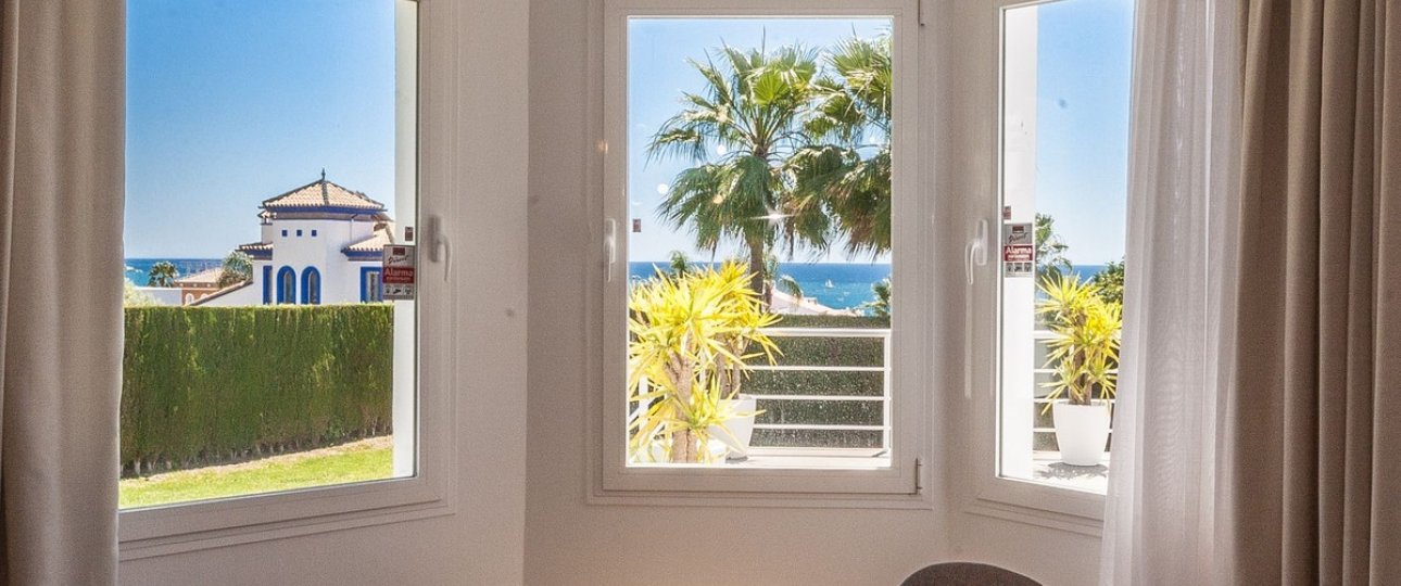 Resale - Villa - Estepona - Estepona Centro