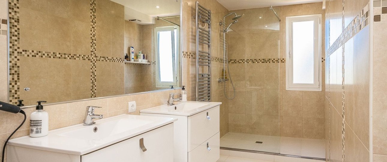 Resale - Villa - Estepona - Estepona Centro