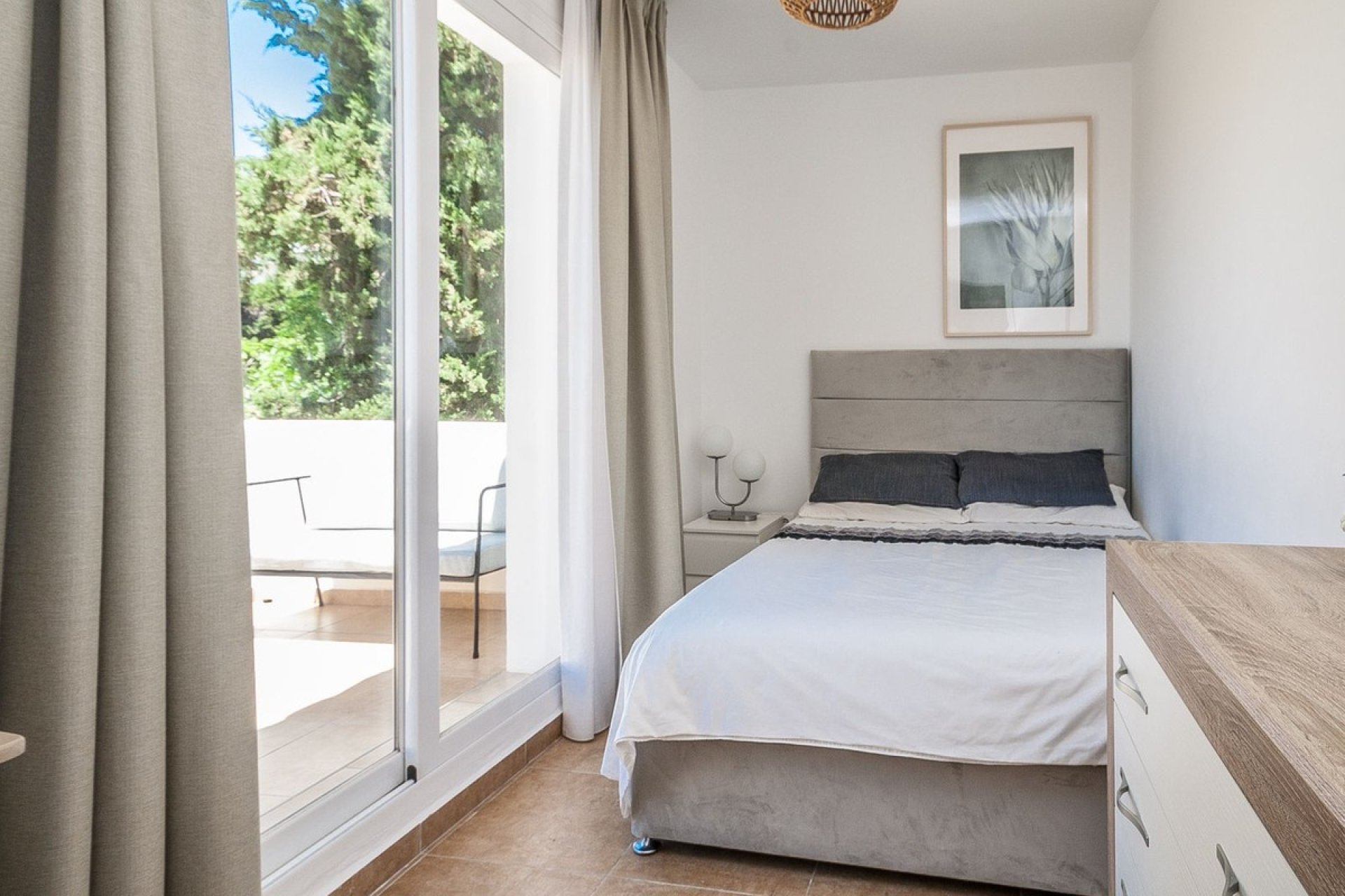 Resale - Villa - Estepona - Estepona Centro