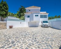 Resale - Villa - Estepona - Estepona Centro