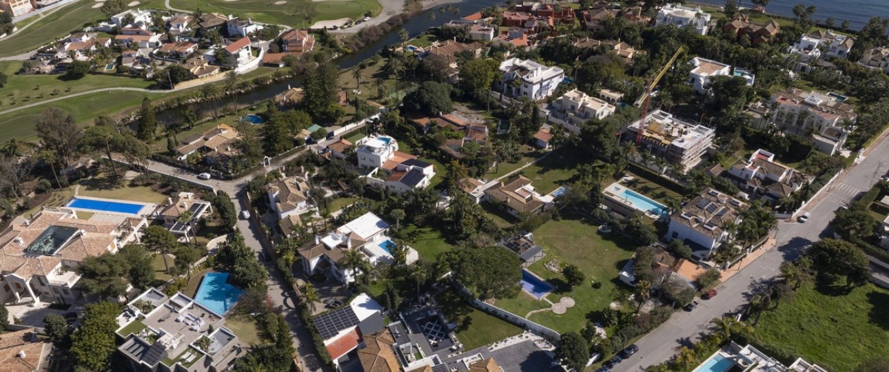 Resale - Villa - Estepona - Estepona Centro