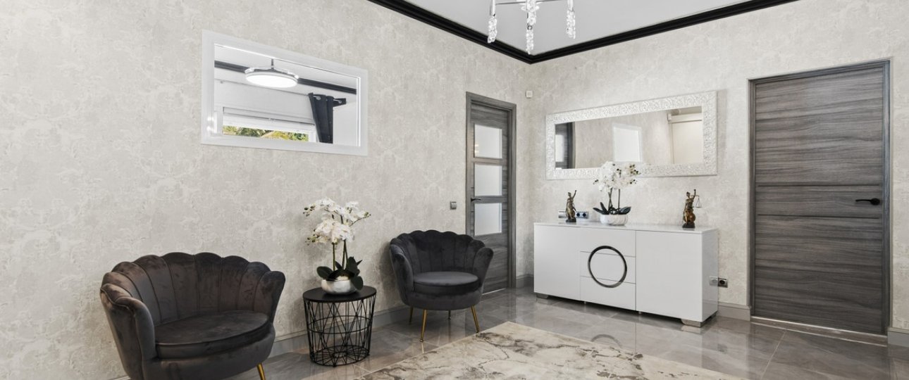 Resale - Villa - Estepona - Estepona Centro