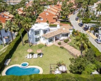 Resale - Villa - Estepona - Estepona Centro