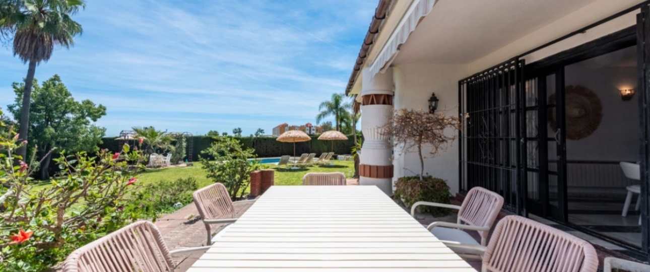 Resale - Villa - Estepona - Estepona Centro