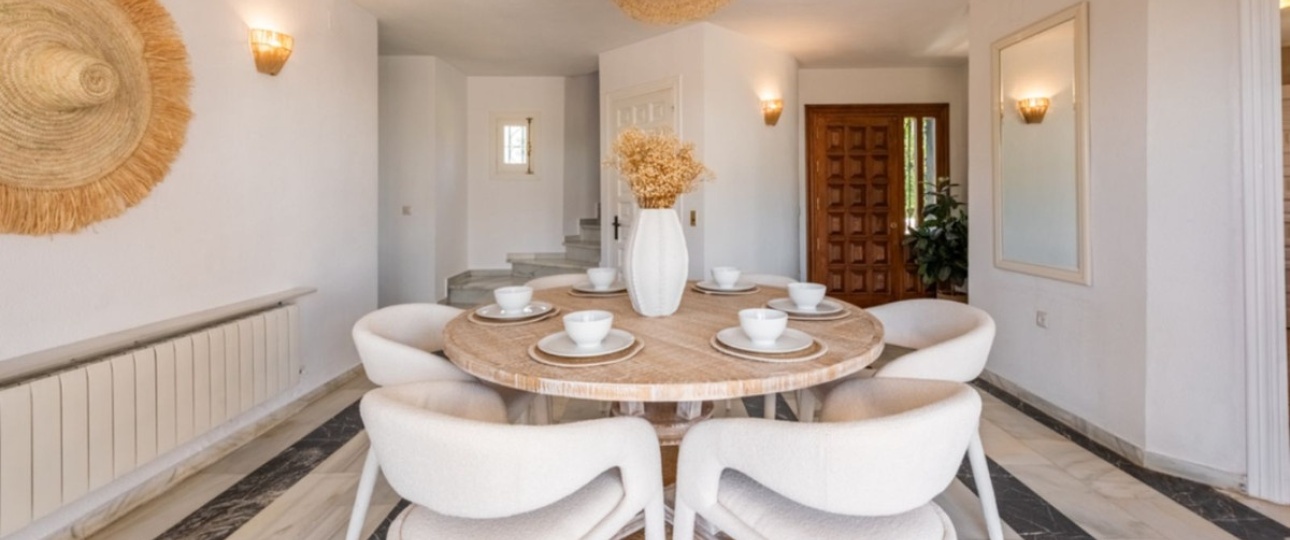 Resale - Villa - Estepona - Estepona Centro