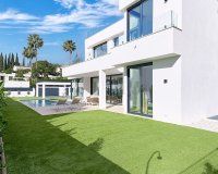 Resale - Villa - Estepona - Estepona Centro