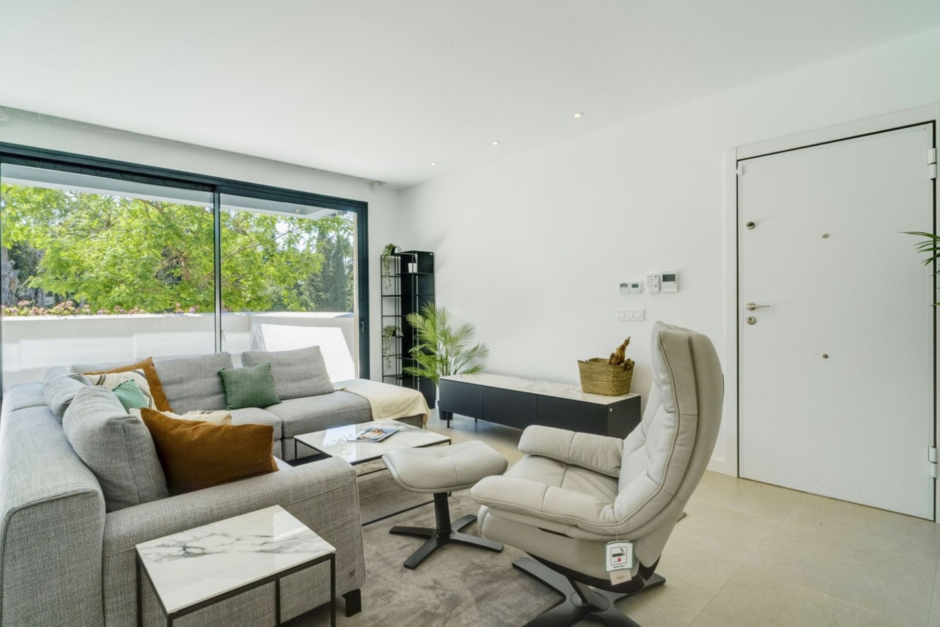 Resale - Villa - Estepona - Estepona Centro