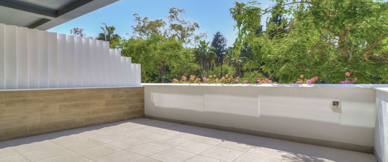 Resale - Villa - Estepona - Estepona Centro