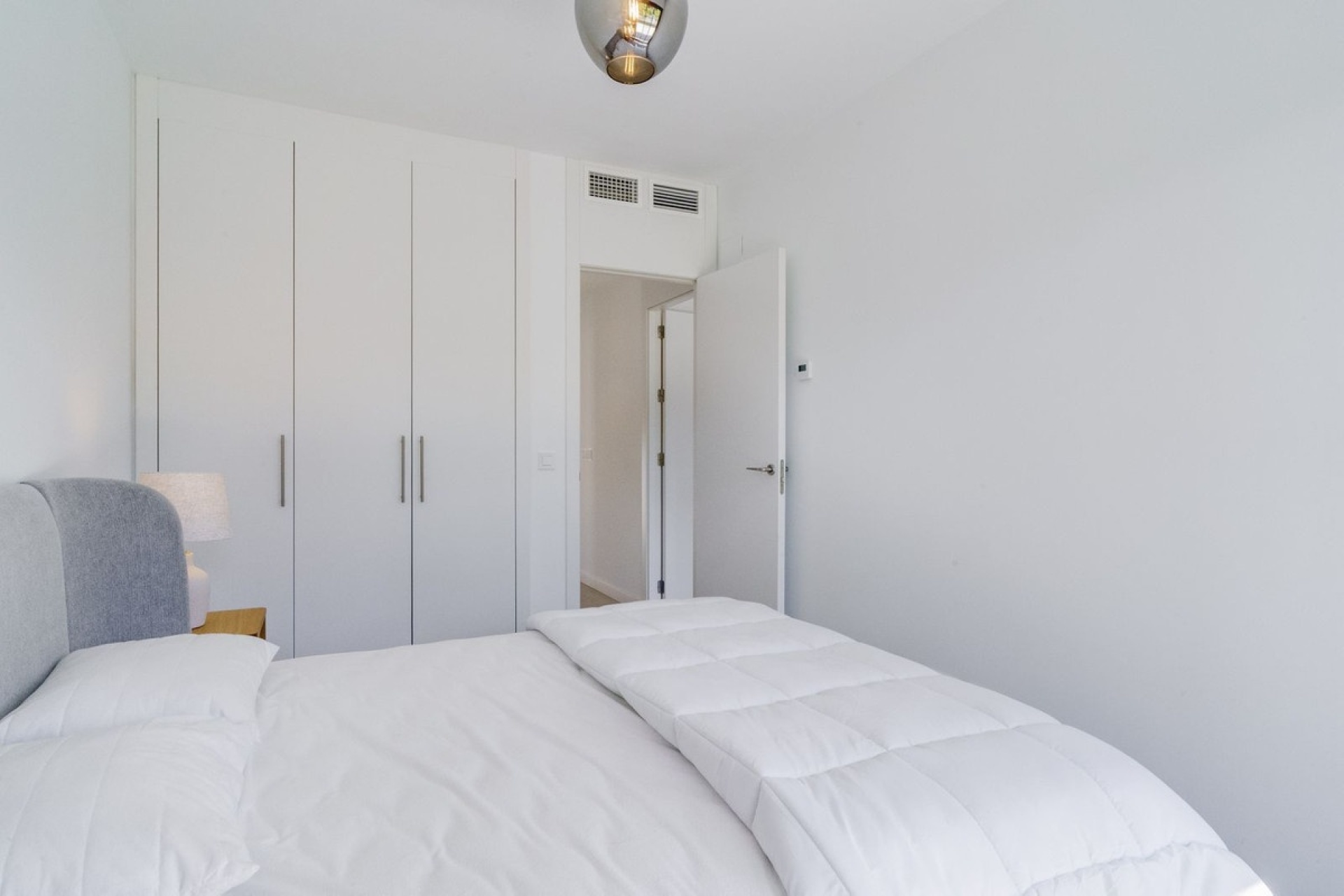 Resale - Villa - Estepona - Estepona Centro