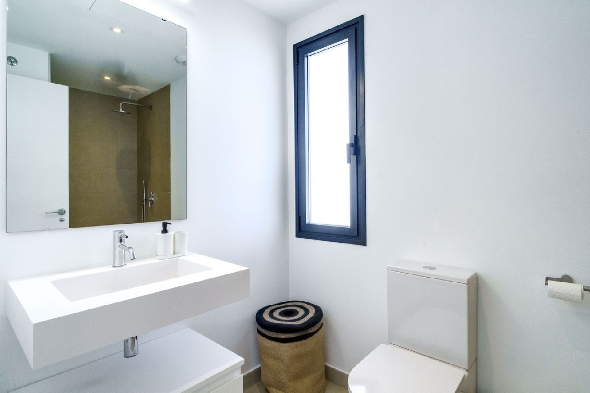 Resale - Villa - Estepona - Estepona Centro
