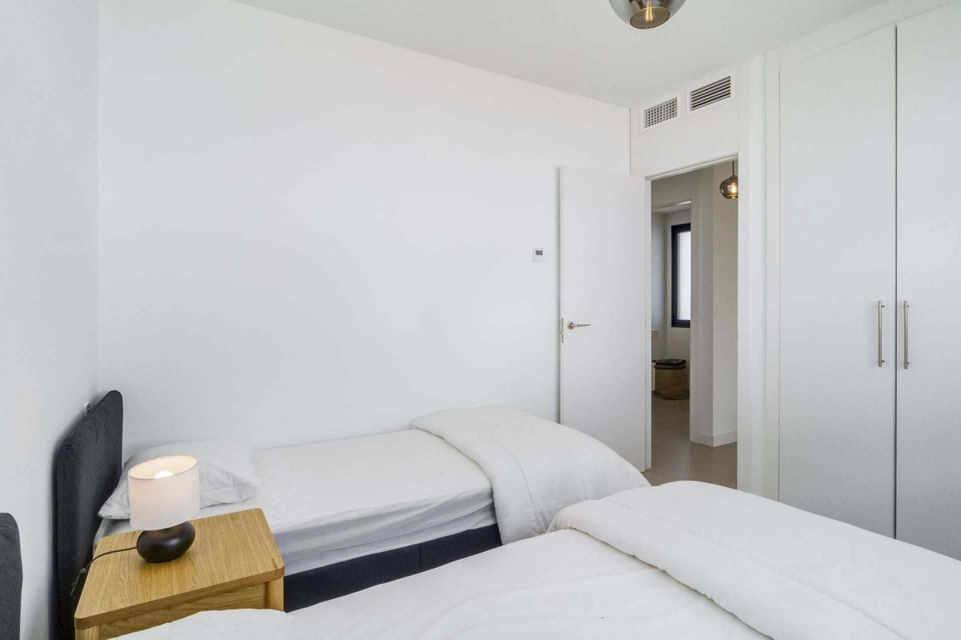 Resale - Villa - Estepona - Estepona Centro