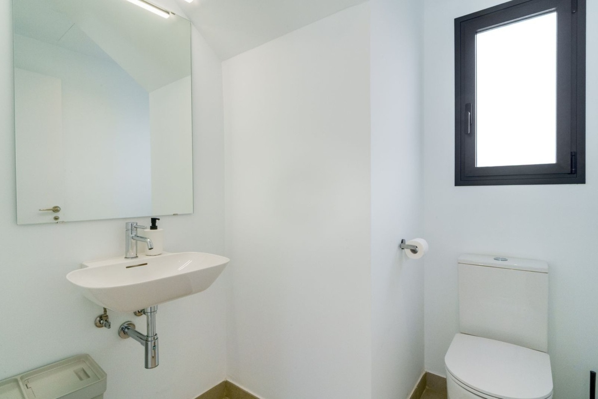 Resale - Villa - Estepona - Estepona Centro