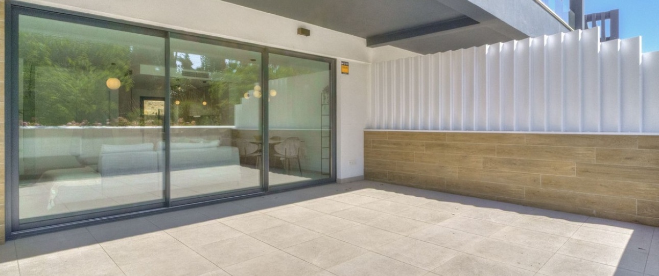 Resale - Villa - Estepona - Estepona Centro