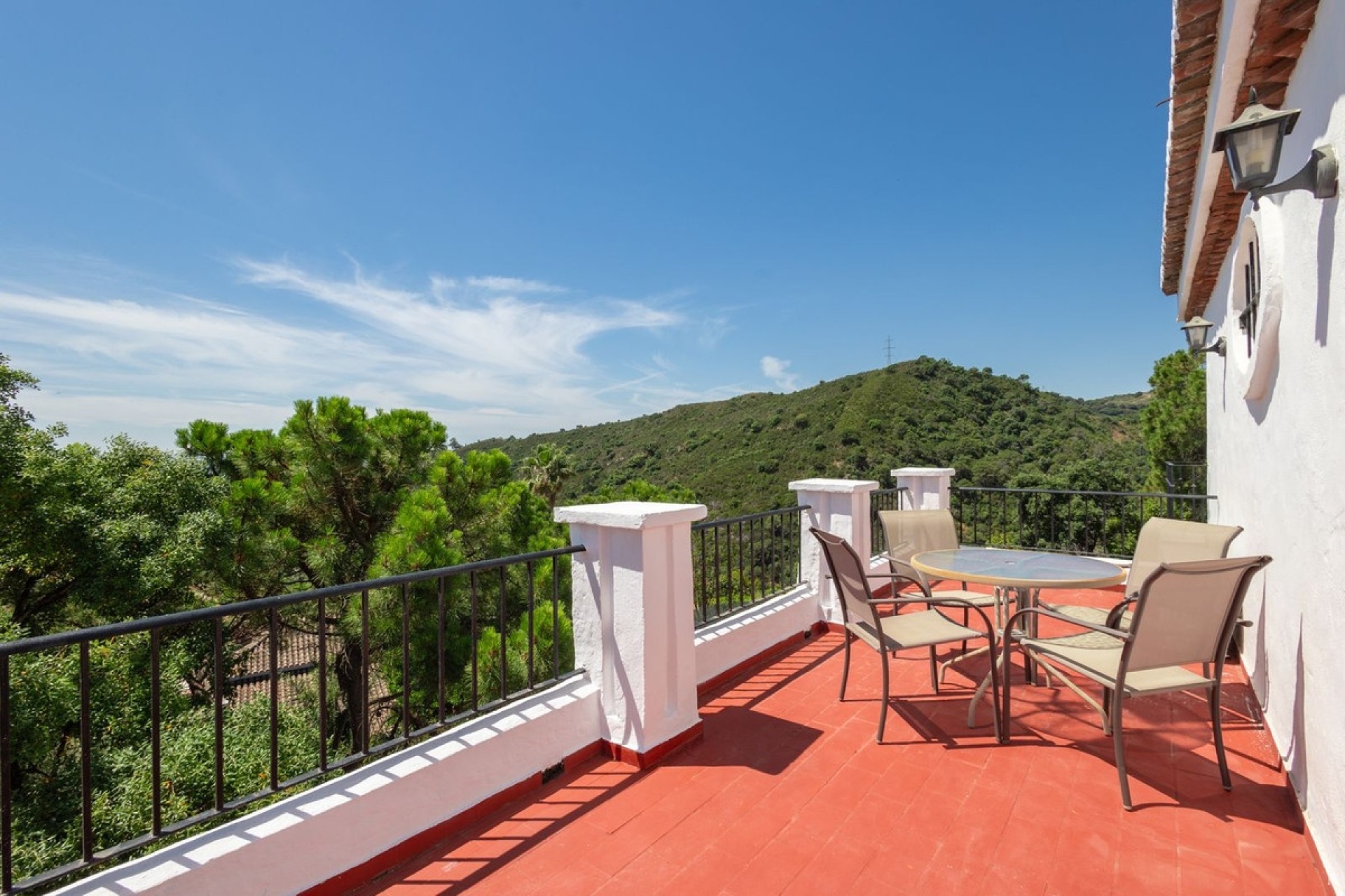 Resale - Villa - Estepona - Estepona Centro