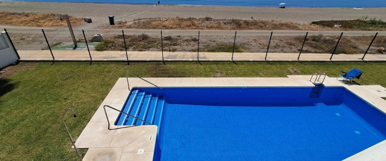 Resale - Villa - Estepona - Estepona Centro