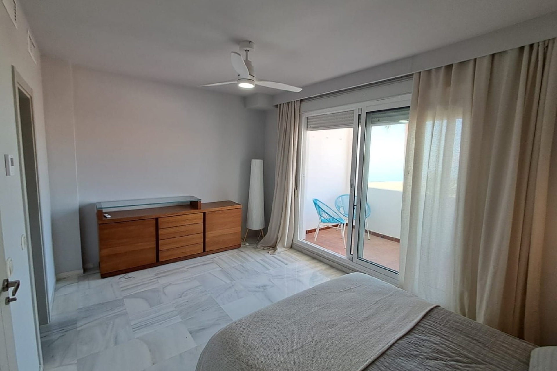 Resale - Villa - Estepona - Estepona Centro