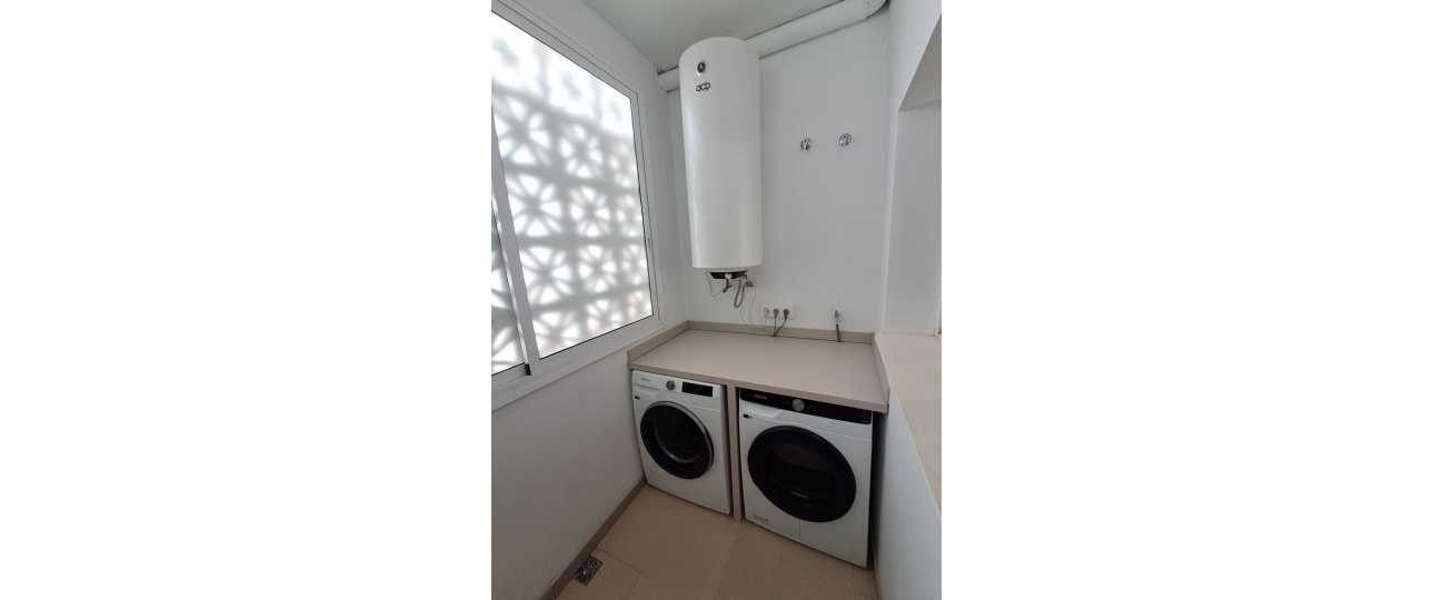 Resale - Villa - Estepona - Estepona Centro