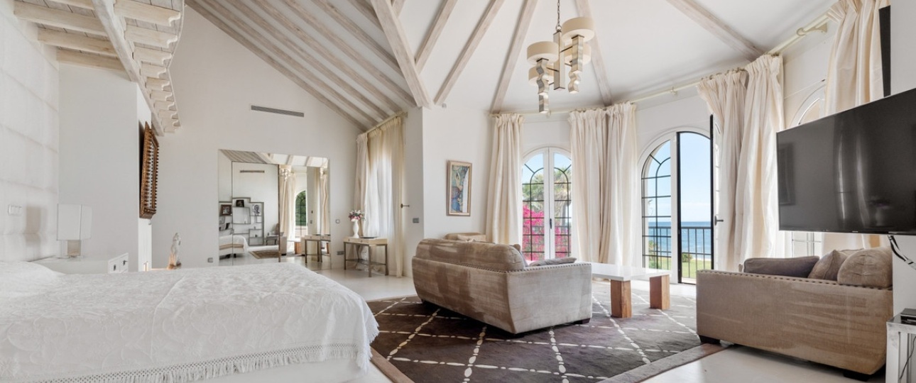 Resale - Villa - Estepona - Estepona Centro