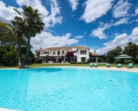 Resale - Villa - Estepona - Estepona Centro