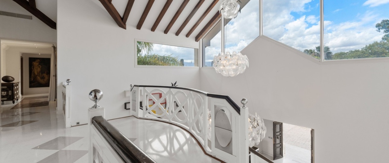 Resale - Villa - Estepona - Estepona Centro