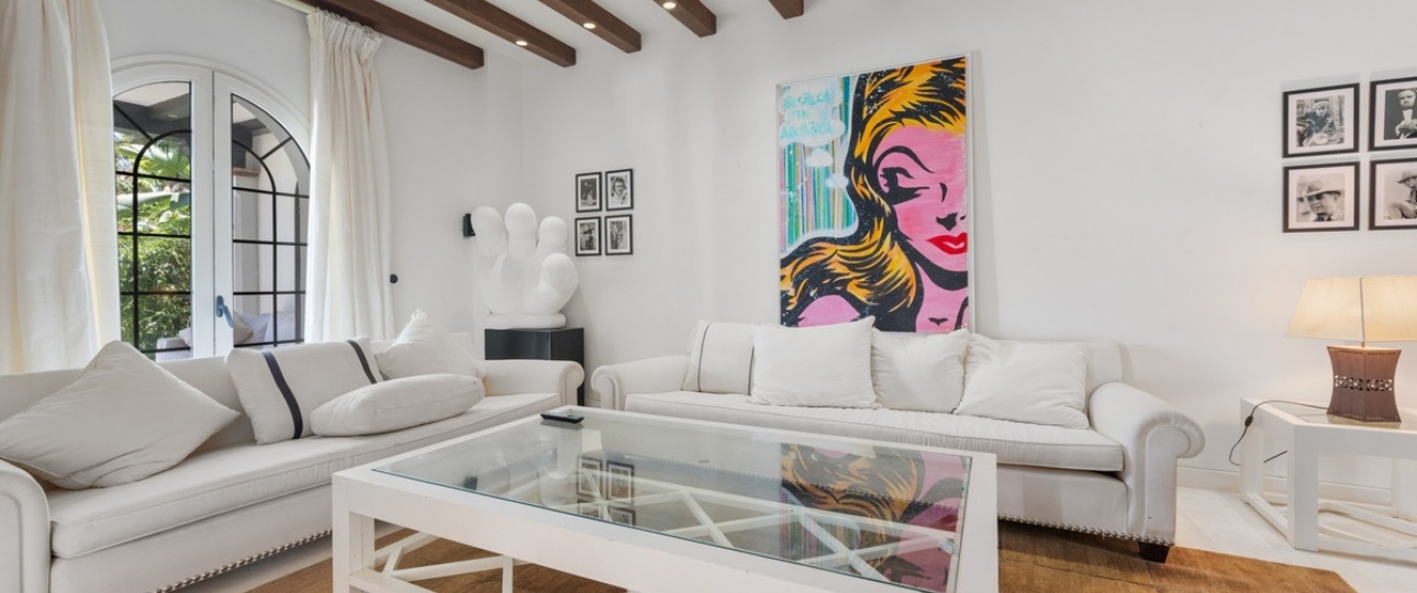 Resale - Villa - Estepona - Estepona Centro